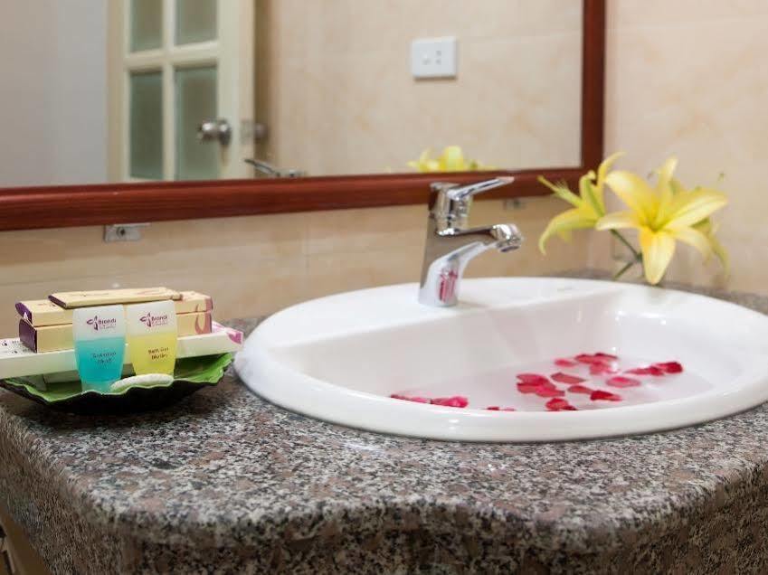 Tu Sakura Hotel Hanoi Exteriör bild